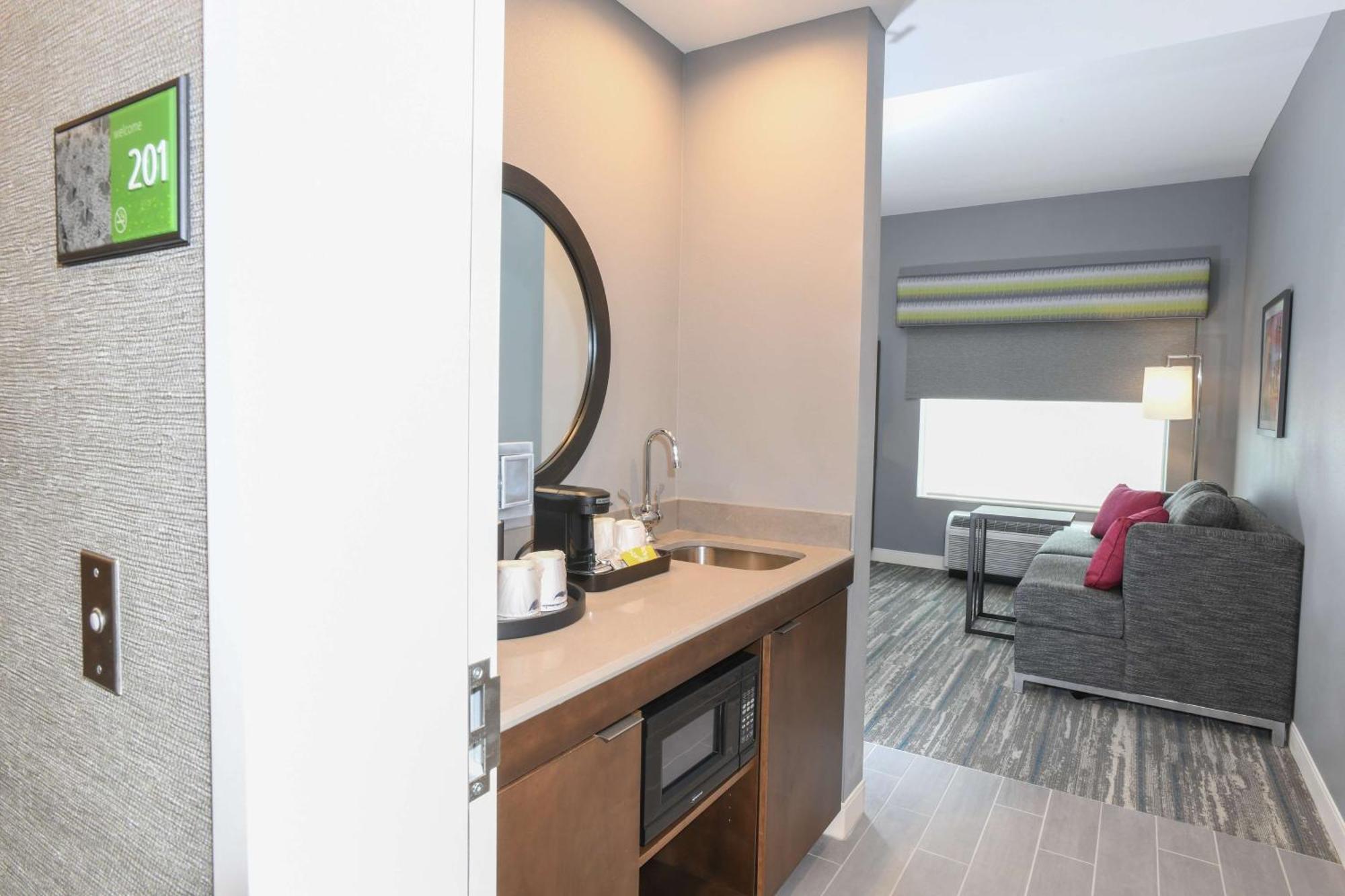 Hampton Inn & Suites Cincinnati Liberty Township Уэст-Честер Экстерьер фото