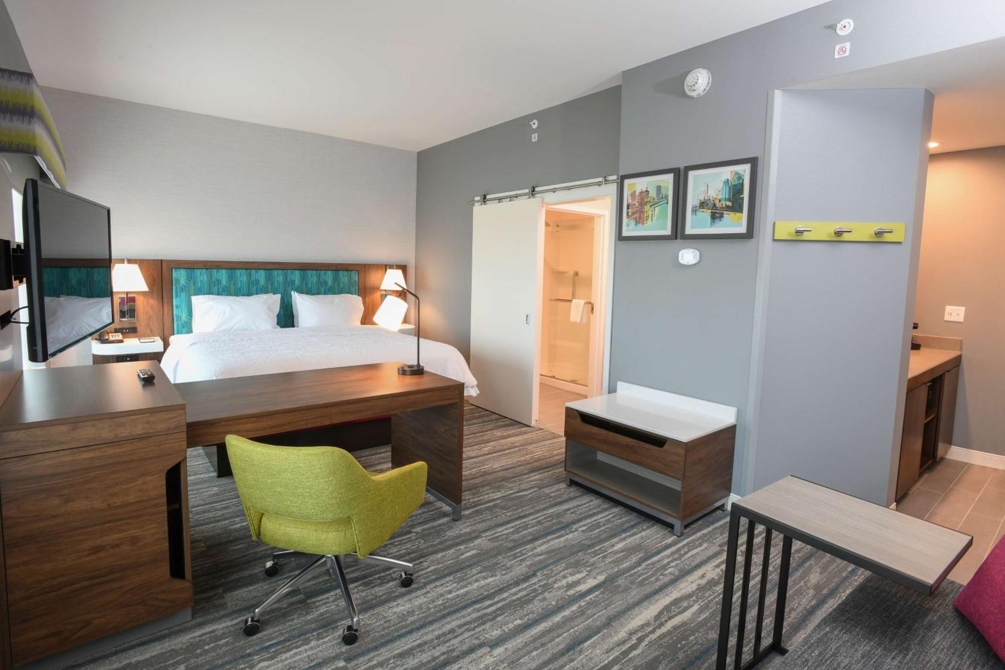 Hampton Inn & Suites Cincinnati Liberty Township Уэст-Честер Экстерьер фото