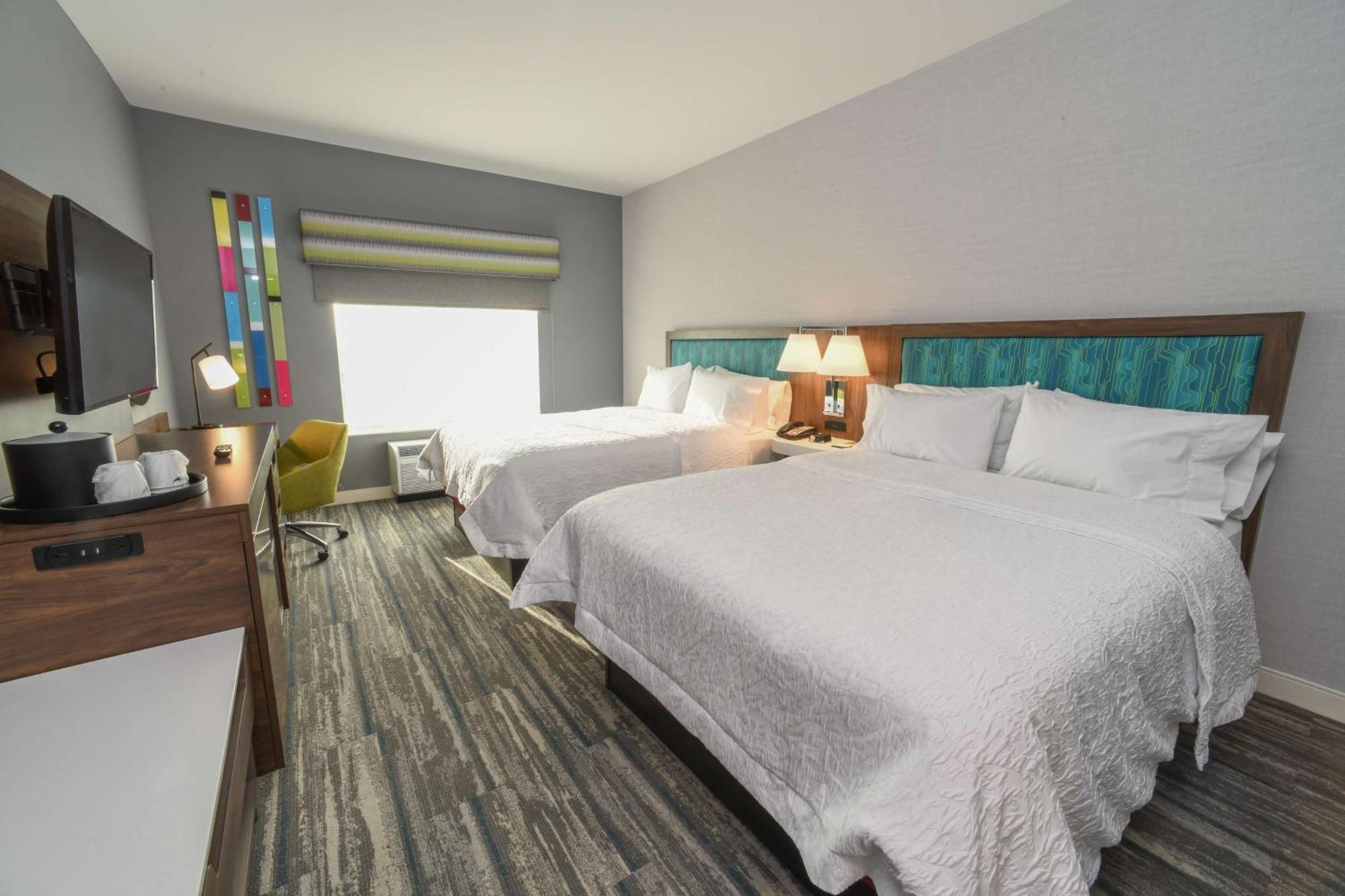 Hampton Inn & Suites Cincinnati Liberty Township Уэст-Честер Экстерьер фото