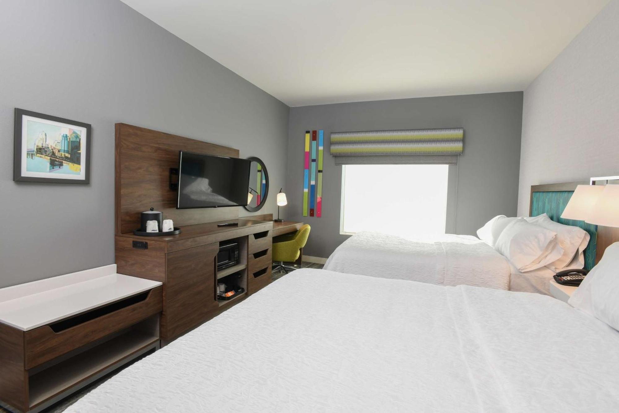 Hampton Inn & Suites Cincinnati Liberty Township Уэст-Честер Экстерьер фото