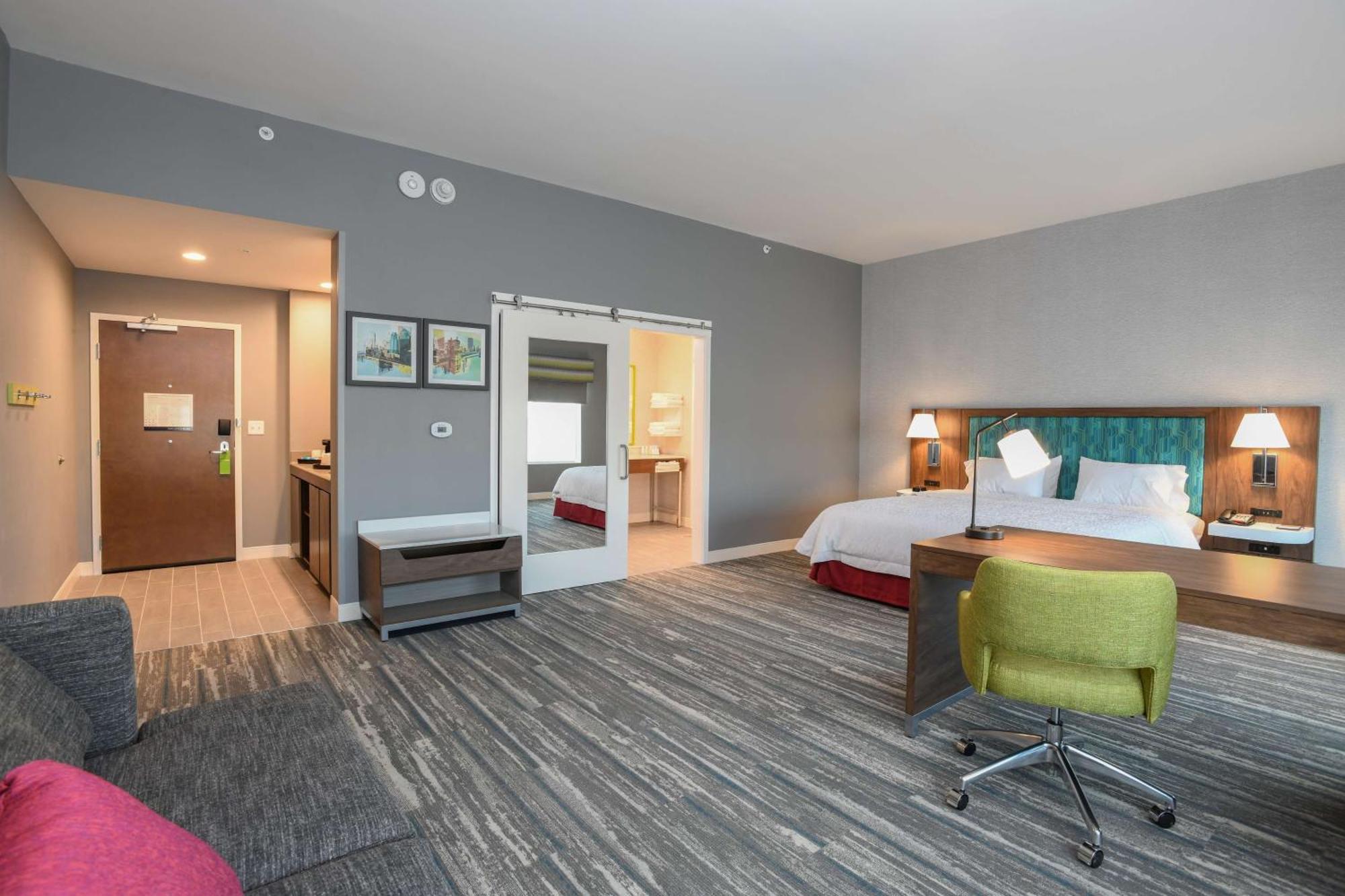 Hampton Inn & Suites Cincinnati Liberty Township Уэст-Честер Экстерьер фото
