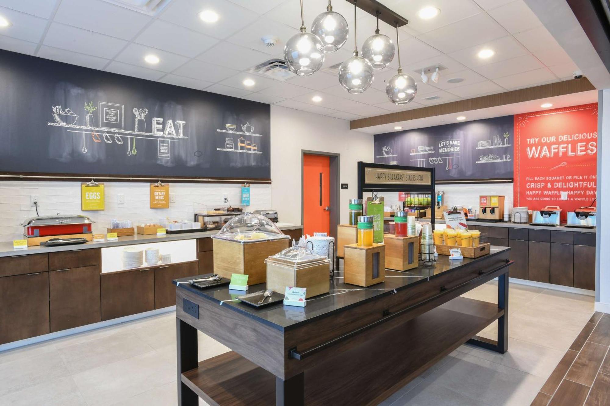Hampton Inn & Suites Cincinnati Liberty Township Уэст-Честер Экстерьер фото