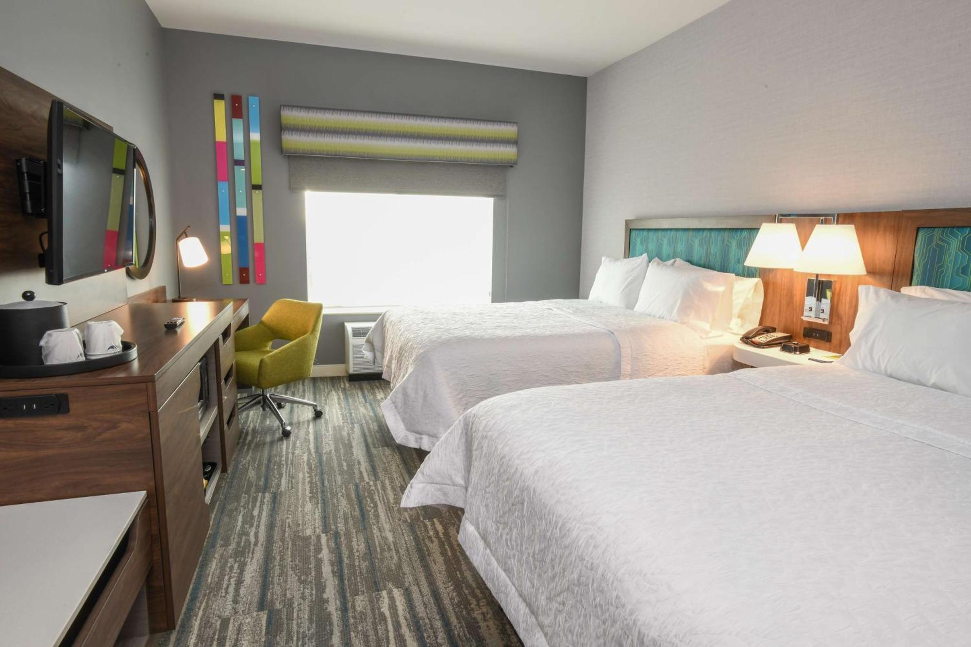 Hampton Inn & Suites Cincinnati Liberty Township Уэст-Честер Экстерьер фото
